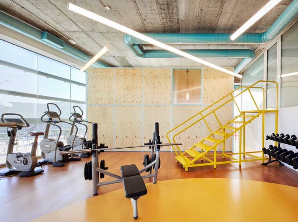 Crafting Vibrancy: The Chemo Gym in Madrid-Sheet5