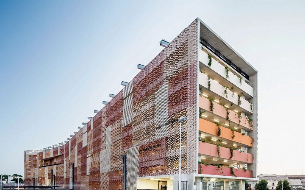 Innovative Facade Solutions: Flexbrick's Ceramic Textile System-Sheet7